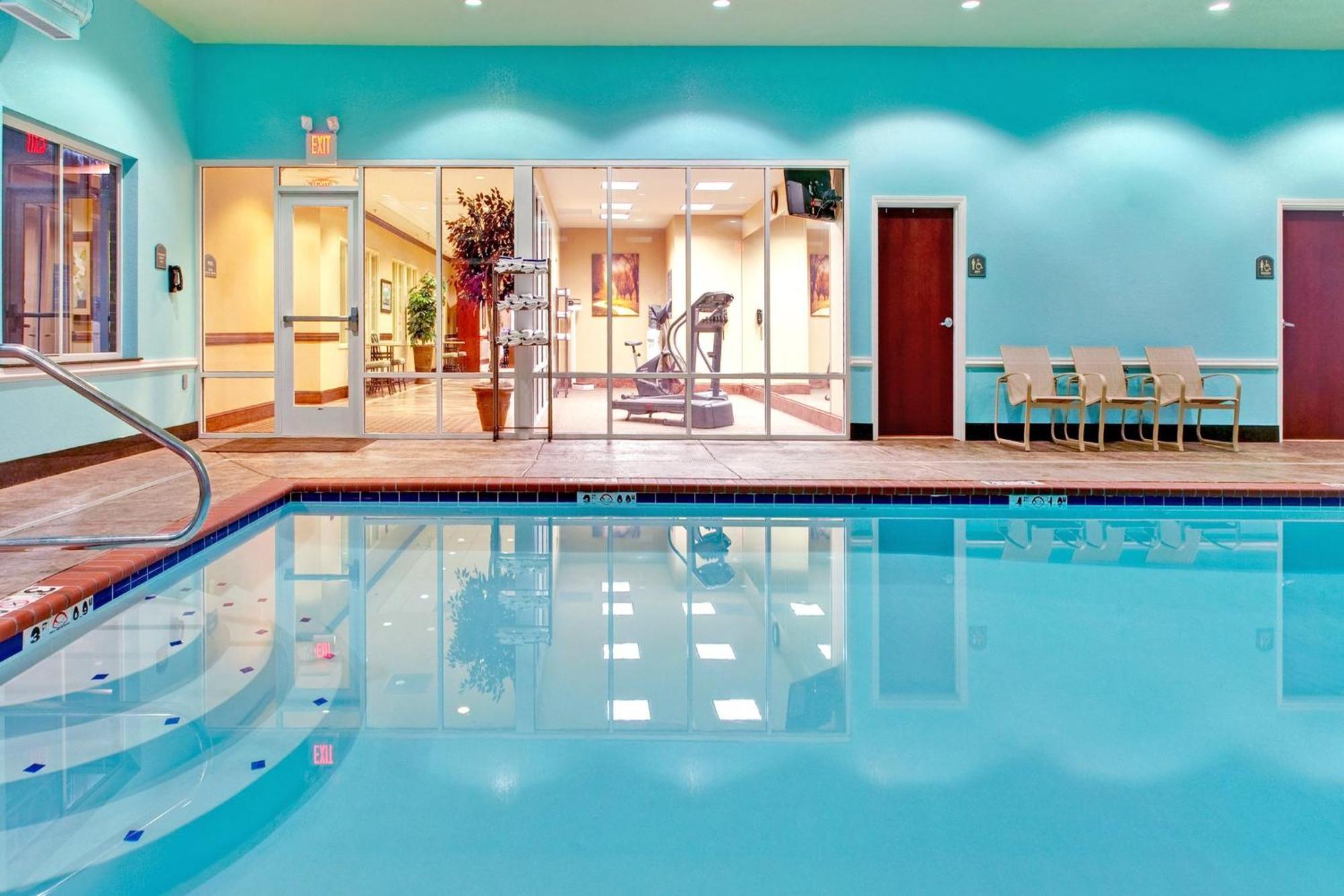 Holiday Inn Express Hotel & Suites Millington-Memphis Area By Ihg Exterior foto